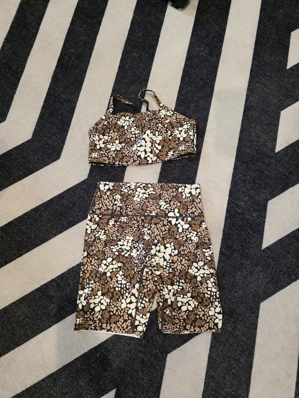 Offline By Aerie Women's Athletic Biker Shorts in Black and Brown Floral Print